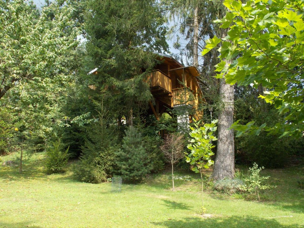 Baumhaus Wolfshoehle Fischach Exteriör bild